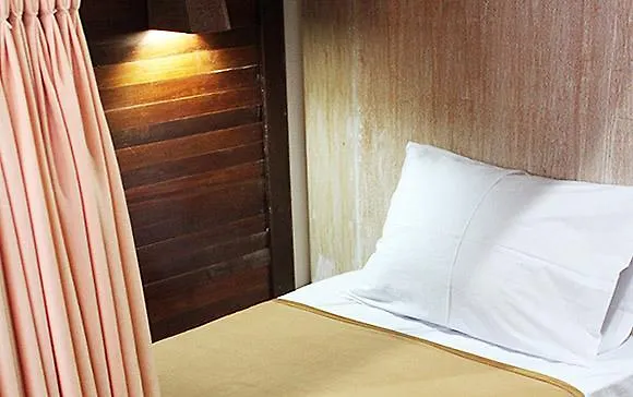Hostal Rumah Kayu Bali *