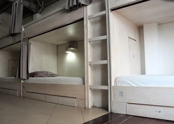 Hostal Rumah Kayu Bali *